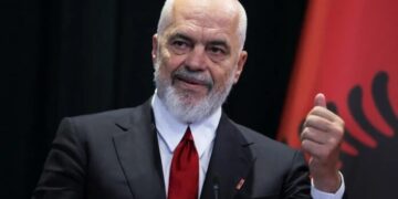 Pas takimit me dyer të mbyllura me ministrat dhe drejtuesit politik, Rama mbledh sot të deleguarit për Tiranën dhe deputetët e qarkut