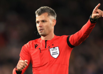 Enea Jorgji me një trupë arbitrash shqiptarë gjykojnë në raundin e tretë të Conference League
