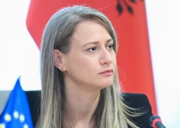 Erjona Ismaili jep dorëheqjen dhe largohet nga drejtimi i Partisë Socialiste në Vlorë