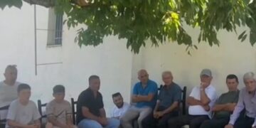 Banorët e Fierzës kundër draftit të PS: Jemi 100 km larg shërbimeve nëse bashkohemi me Pukën
