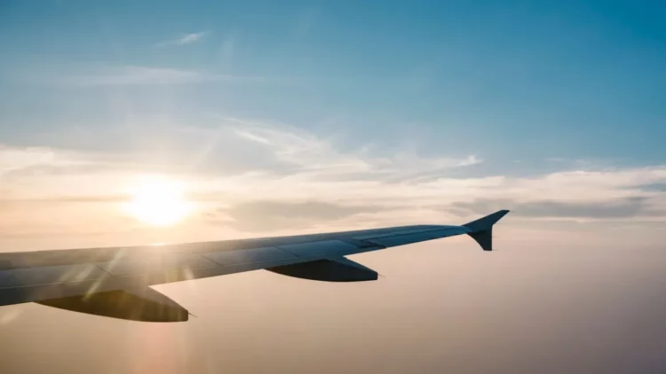 Çfarë po ndodh? Pezullohen fluturimet në hapësirën ajrore shqiptare