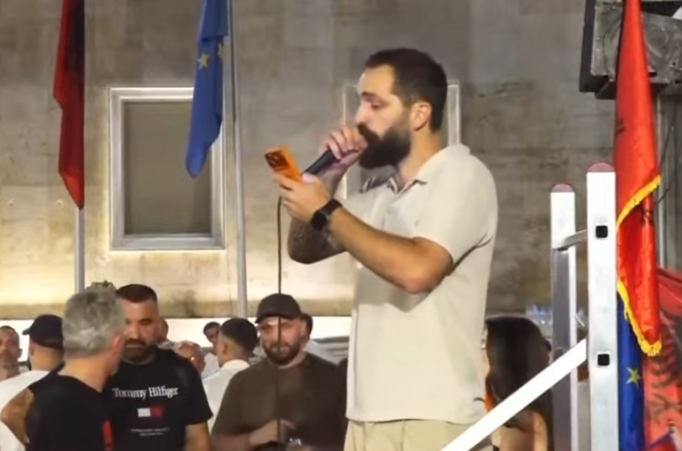 Gent Progni nga protesta: Partitë e mëdha po bëjnë merkato, janë bashkëaksionerë! Nëse heshtni, fiton korrupsioni