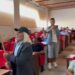 Tension në mbledhjen e Këshillit Bashkiak të Maliqit, socialistët braktisin sallën! I moshuari ‘kërcënon’ t’i godasë me shkop