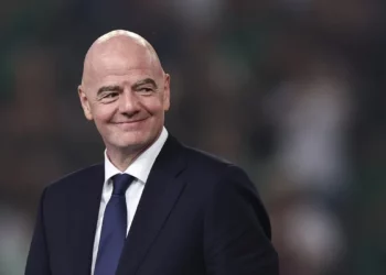 Infantino nën presion, FIFA mblidhet dhe i del në mbrojtje: Nuk do të tolerojmë më sulme