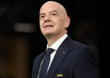 Infantino kërkon falje, por nuk largohet nga FIFA pas skandalit të madh