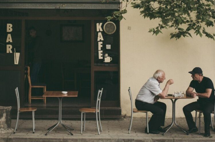‘Gjeografia e pabarazisë’: Kriza që po prodhon shpopullimi i periferisë në Shqipëri