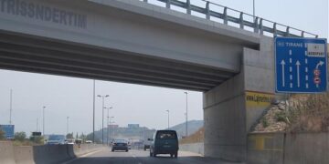 Punimet në mbikalimin e Kasharit, ARRSH njofton bllokimin e autostradës për 3 netë: Ja devijimet