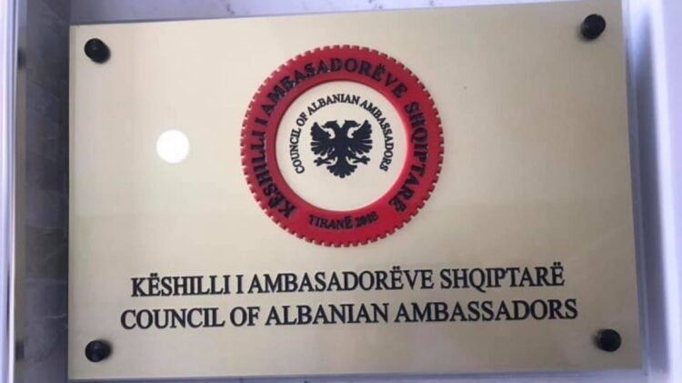 Këshilli i Ambasadorëve Shqiptarë reagon ndaj Vuçiç për devijimin e mundshëm të lumit Ibër: Apel BE-së dhe SHBA-së!