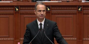 Luçiano Boçi: Propozimi i PS për 46 bashki e largon edhe më shumë pushtetin vendor nga qytetari