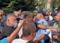 Ofendoi gazetarët gjatë protestës në Maliq, procedohet penalisht 45-vjeçari