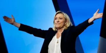 Rikthimi i Marine Le Pen ndryshon garën presidenciale në Francë!