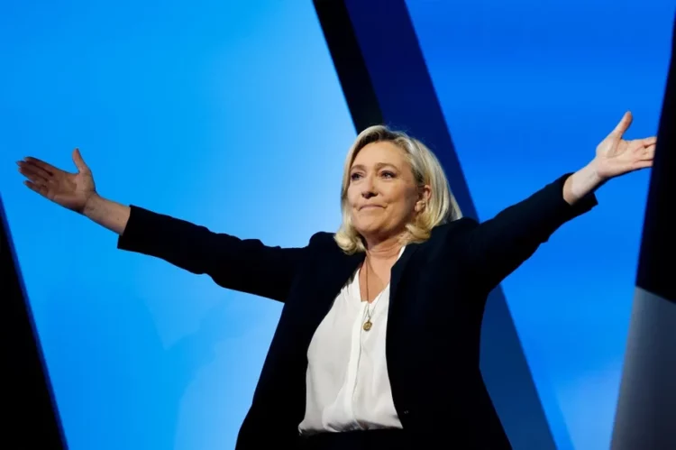 Rikthimi i Marine Le Pen ndryshon garën presidenciale në Francë!