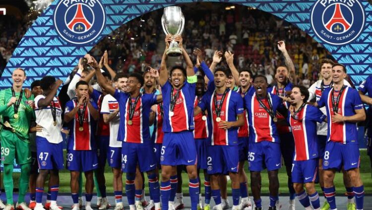 Marquinhos bëhet lojtari i parë që fiton 40 trofe me një klub të vetëm