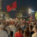 Qytetarët marshojnë nëpër rrugët e Tiranës, slogani i protestës në ditën e 71-të