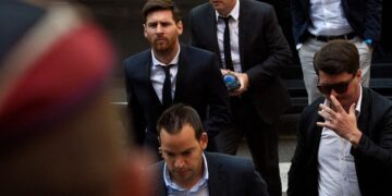 Messi i jep lamtumirën e fundit babait të tij në një ceremoni mortore private në Rosario