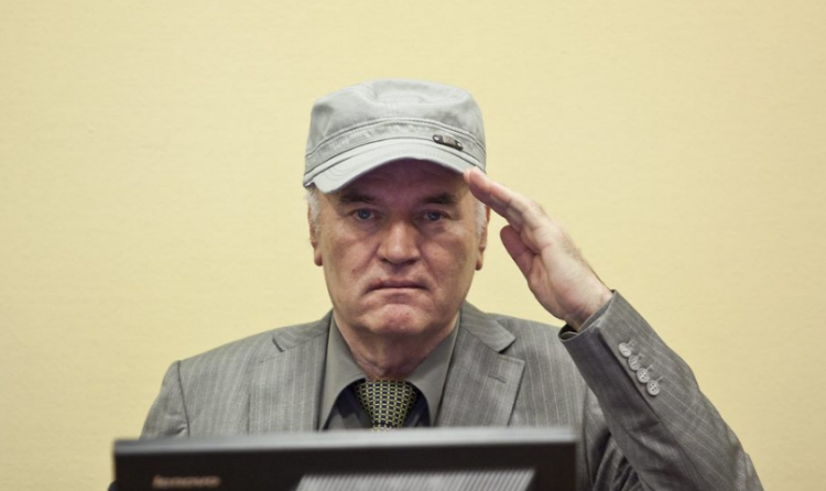 Vdes në qeli “kasapi” i Bosnjës/ Ratko Mlladiç ishte dënuar me burgim të përjetshëm nga Haga