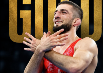 E hëna e madhe për mundjen shqiptare! Dudaev dhe Abakarov fitojnë medalje të artë dhe një të argjendtë