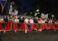 Përfundojnë fjalimet te Kryeministria, protestuesit nisin marshimin masiv në rrugët e Tiranës: Ju erdhi fundi! Rama jep dorëheqjen!
