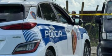 Pogradec/ Jetonte i vetëm në banesë, i moshuari gjendet i pajetë  