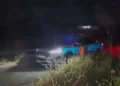 Tronditet Lushnja! Një person vret nënën dhe plagos rëndë babanë me sqepar e më pas arratiset (Emri)