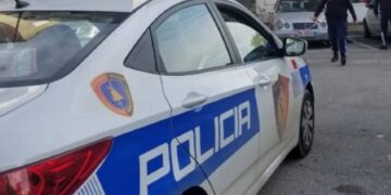 Konflikt në hyrje të Kalasë së Tiranës, 39-vjeçari plagoset me mjet prerës