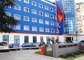 Lëvizje në Policinë e Shtetit/ Emërohet drejtori i ri i Kufirit dhe Migracionit në Korçë, ndryshime edhe në qarqe të tjera