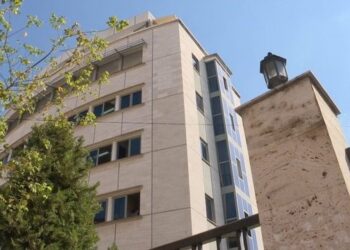 U zhvaste para shqiptarëve nëpërmjet postës, prokuroria e Tiranës dërgon në gjyq nigerianin! Skema që përdorte