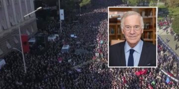 Protestat në Shqipëri, profesori amerikan: Tani është koha që kryeministri Rama të bëjë gati valixhet