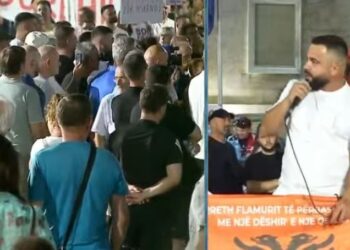 Protestuesi: Kjo qeveri shet interesat e kombit tonë, ndryshimet në Kushtetutën e Shqipërisë janë thelbësore