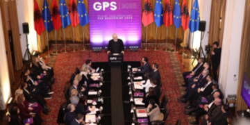 PS mbledh grupin parlamentar dhe qeverinë, zbulohet data
