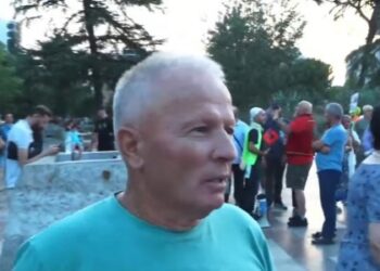 Qytetari nga sheshi “Skënderbej”: Rama s’i plotëson kushtet për të qenë kryeministër, nuk ka punuar për popullin