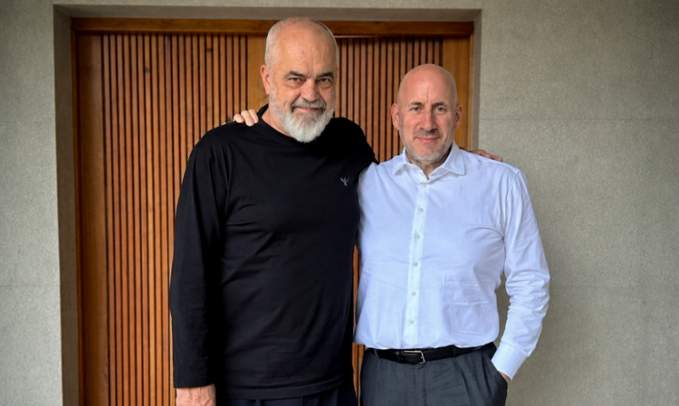 SHBA braktis 4iG, anulon nënshkrimin e marrëveshjes me pronarin e ONE Albania në minutën e fundit