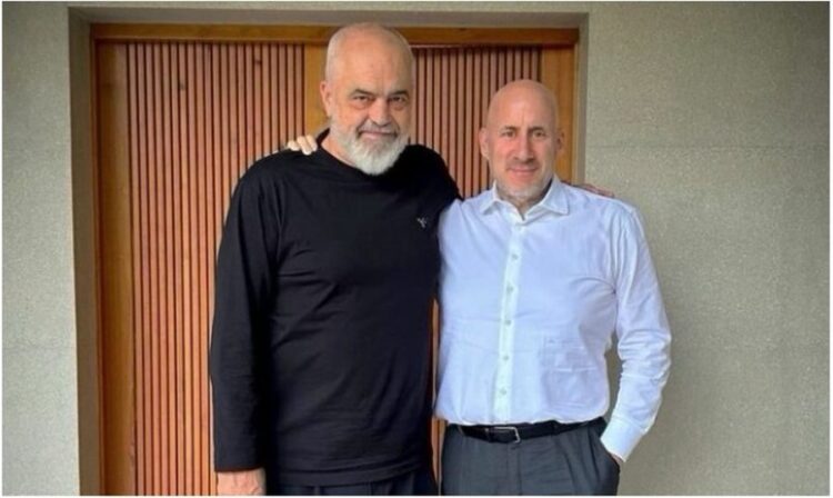 SHBA braktis 4iG, anulon nënshkrimin e marrëveshjes me pronarin e ONE në minutën e fundit