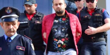 Operacion “blic” në burgun e Fushë-Krujës, Ramazan Rrajës i gjendet celular