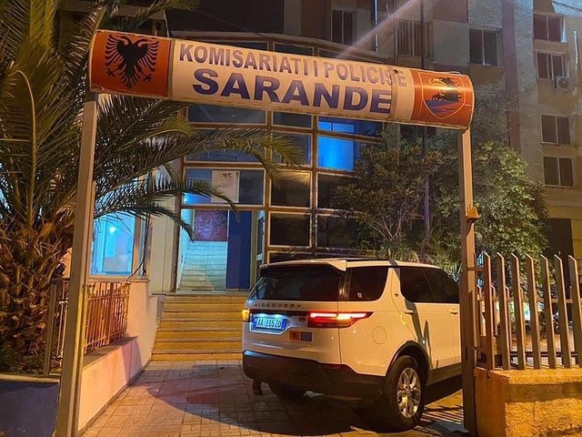 U konfliktua me disa persona/ Dhunohet shefi i krimeve të Sarandës, Mateo Bakalli ka dëmtime në fytyrë dhe trup