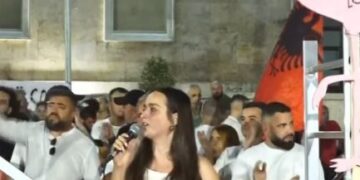 Aktivistja Sidorela Vatnikaj shpalos kërkesat: Kontratë e re mes shtetit dhe shoqërisë shqiptare