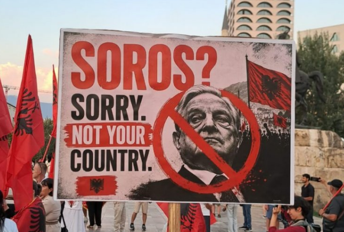 Pikante në protestë: Sorros na vjen keq, por ky nuk është vendi yt!