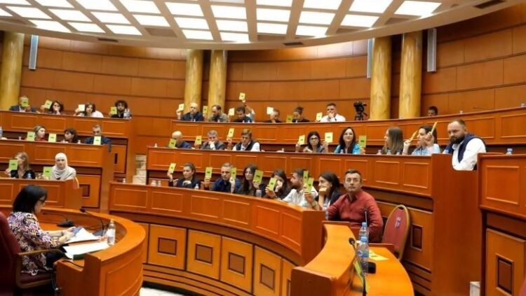 Tirana i merr Rinasin dhe disa fshatra Krujës, Këshilli i bashkiak jep pëlqimin për ‘Territorialen’