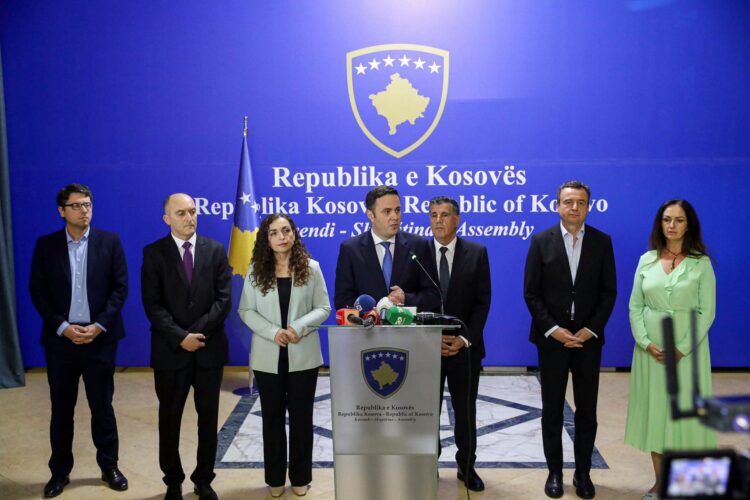 Kosova drejt zgjedhjeve të parakohshme! 6 deputetë të LDK kundër kandidaturës së Sejdiut për President