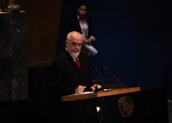 Ish-shefja e SHISH nën arrest, Rama konferencë nga Rinasi, pas kthimit nga New York
