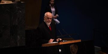 Ish-shefja e SHISH nën arrest, Rama konferencë nga Rinasi, pas kthimit nga New York