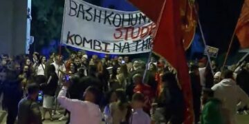 “Shqipëria kërkon revolucion”, mbyllet protesta e 121, dorëheqja e Ramës, kërkesë e panegociueshme