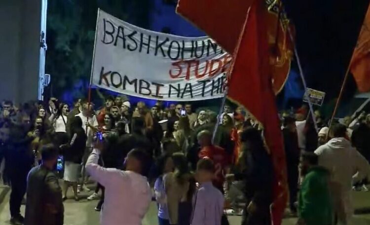 “Shqipëria kërkon revolucion”, mbyllet protesta e 121, dorëheqja e Ramës, kërkesë e panegociueshme