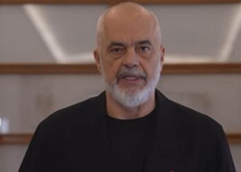 Ç’po ndodh në Rinas? Rama lë gazetarët jashtë dhe anulon konferencën e shtypit