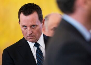 “Vendim skandaloz” – Richard Grenell kërkon mbylljen e Gjykatës Speciale