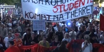 “Nesër më shumë”, mbyllet tubimi i 114-të, thirrjet e protestuesve: Ju erdhi fundi!