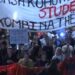 “Nesër më shumë”, mbyllet tubimi i 114-të, thirrjet e protestuesve: Ju erdhi fundi!