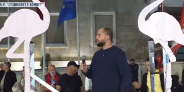 Thirrje SPAK-ut nga aktivisti: Dorëzo në Kuvend kërkesën për imunitetin e Ballukut! Nuk heqim dorë pa ikur Rama