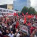Mesazhet e qytetarëve përmes pankartave në Kosovë: Kur preket UÇK-ja, ngrihemi të gjithë