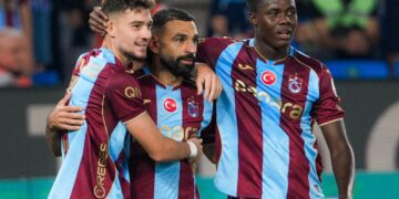 Spektakël i dyshes Salah-Muçi dhe Trabzonsporit, Galatasaray pëson disfatën e parë